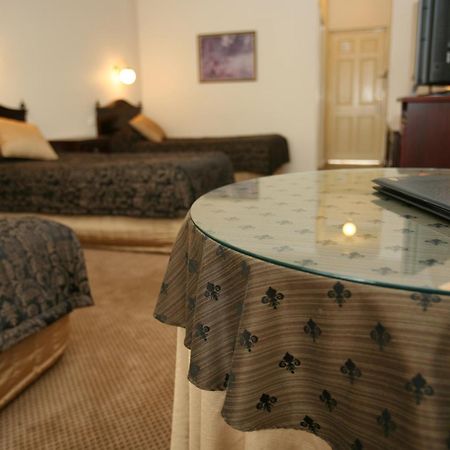 Australian Heritage Motor Inn Dubbo Room photo