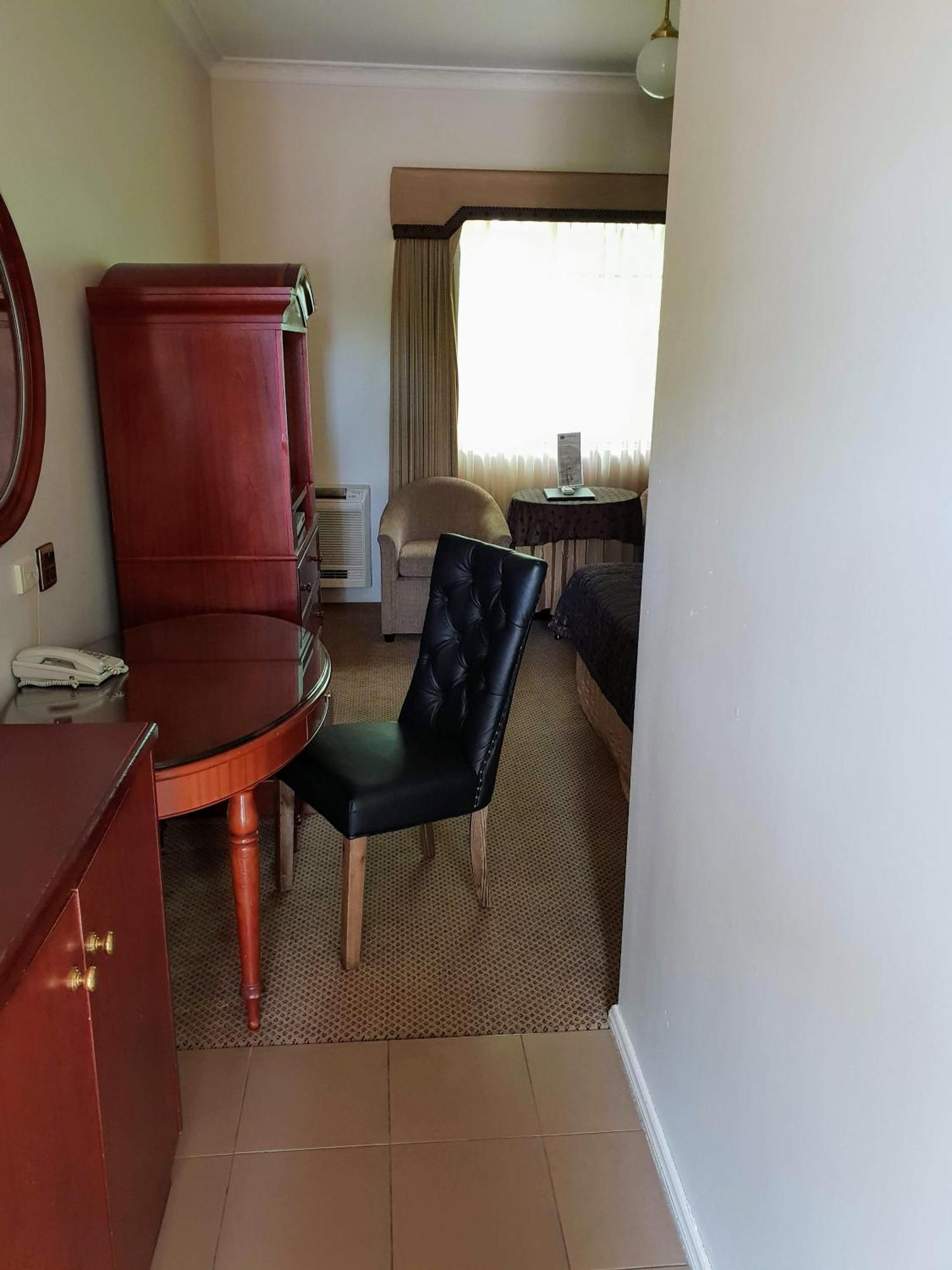 Australian Heritage Motor Inn Dubbo Room photo